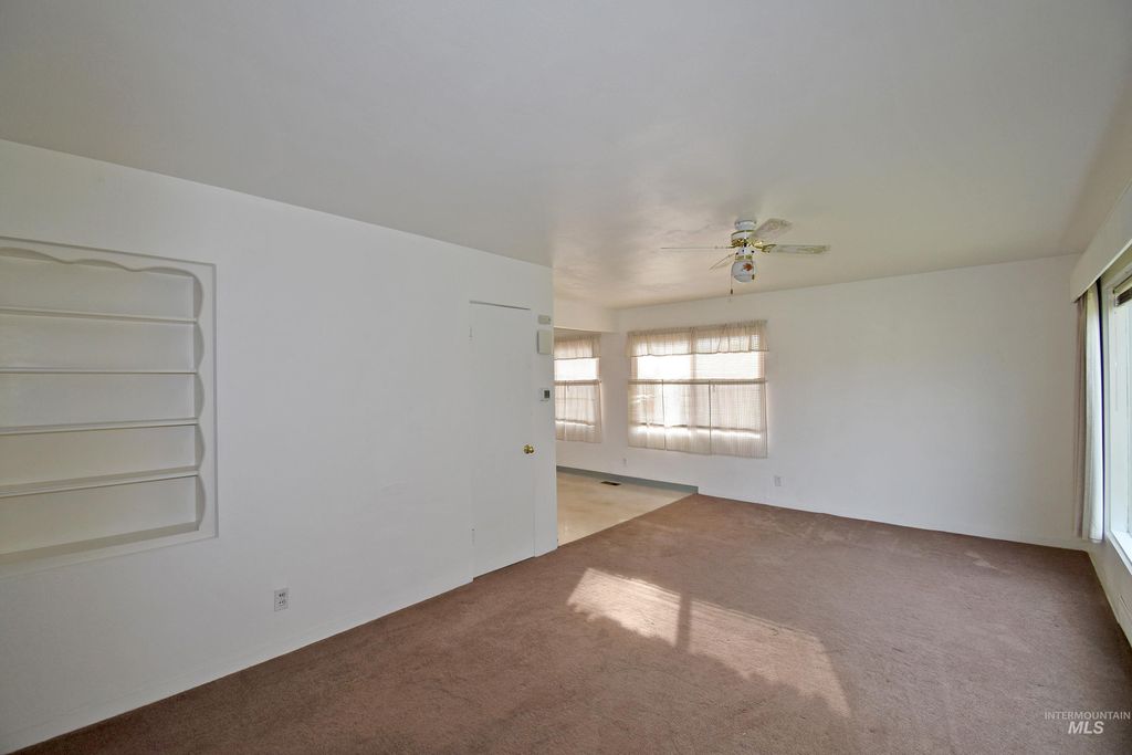 Photo of 1147 5th Street, Clarkston, WA 99403 (MLS # 98966360)