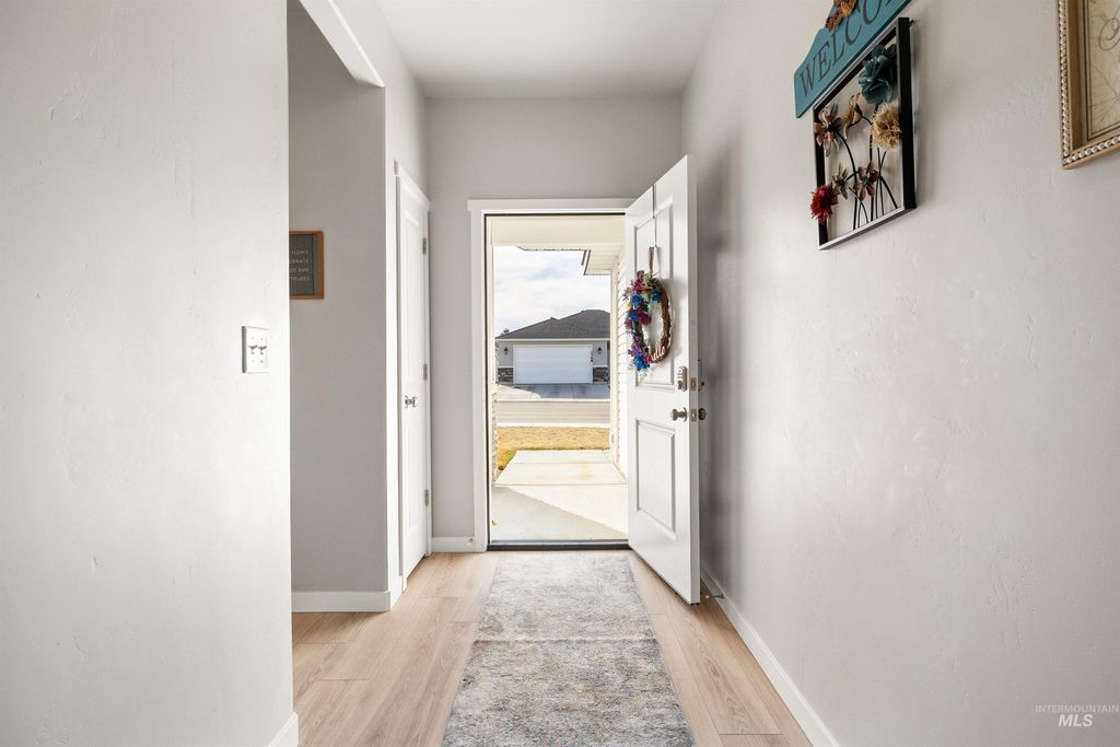 Photo of 1765 Conner St, Twin Falls, ID 83301 (MLS # 98978488)