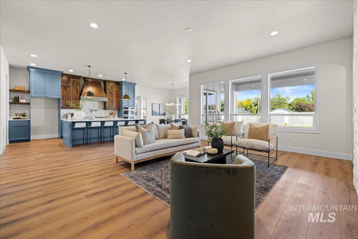 7114 E Chicken Hawk Loop