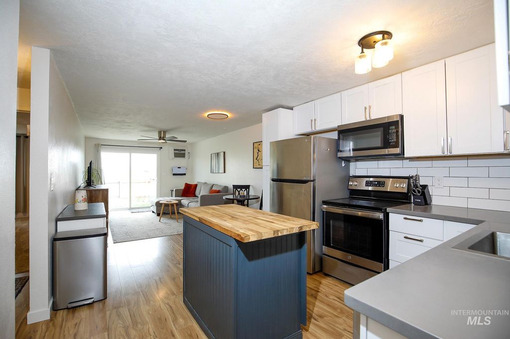 Photo of 10534 W Fox Ridge Dr, Boise, ID 83709 (MLS # 98980758)