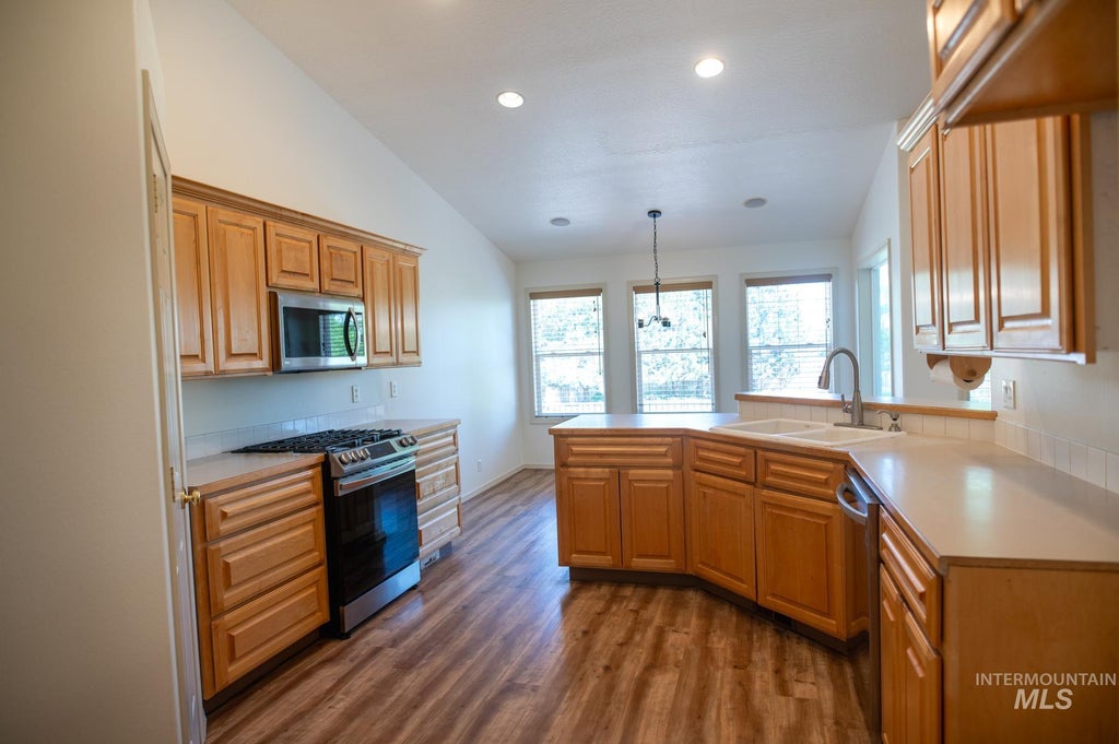 Photo of 2345 Center Ave, Payette, ID 83661 (MLS # 98999507)