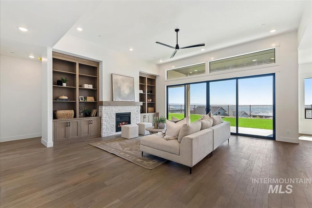 Photo of 6524 W Largo Dr, Eagle, ID 83616 (MLS # 98976323)