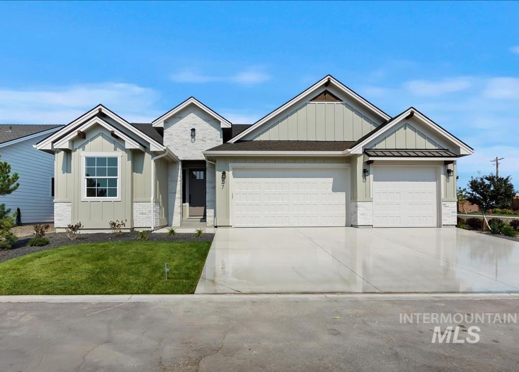 Photo of 6524 W Largo Dr, Eagle, ID 83616 (MLS # 98976323)