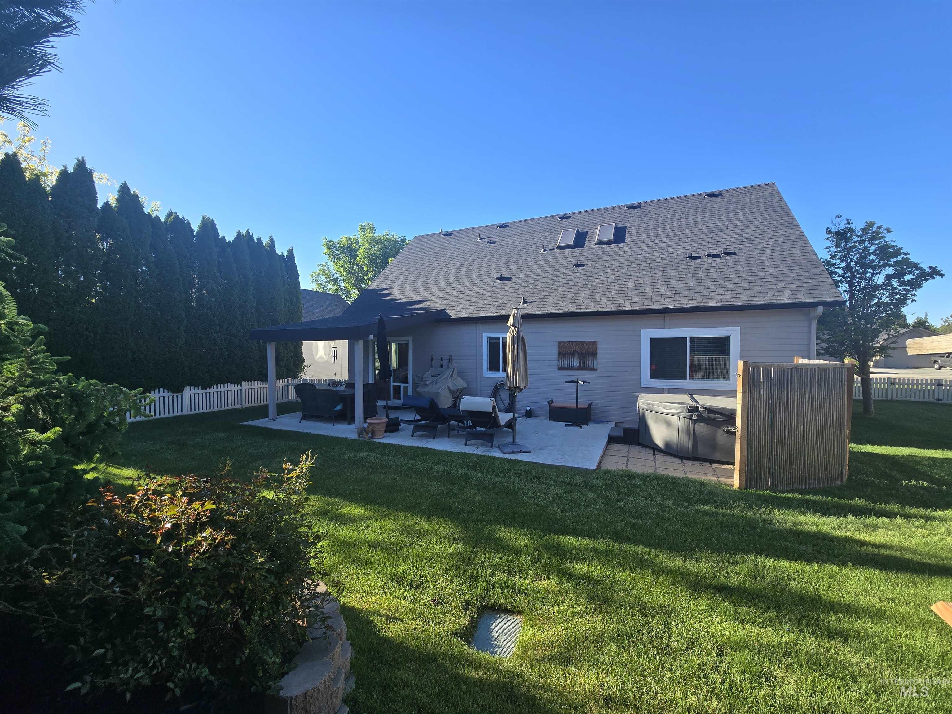3732 W Moon Lake St.