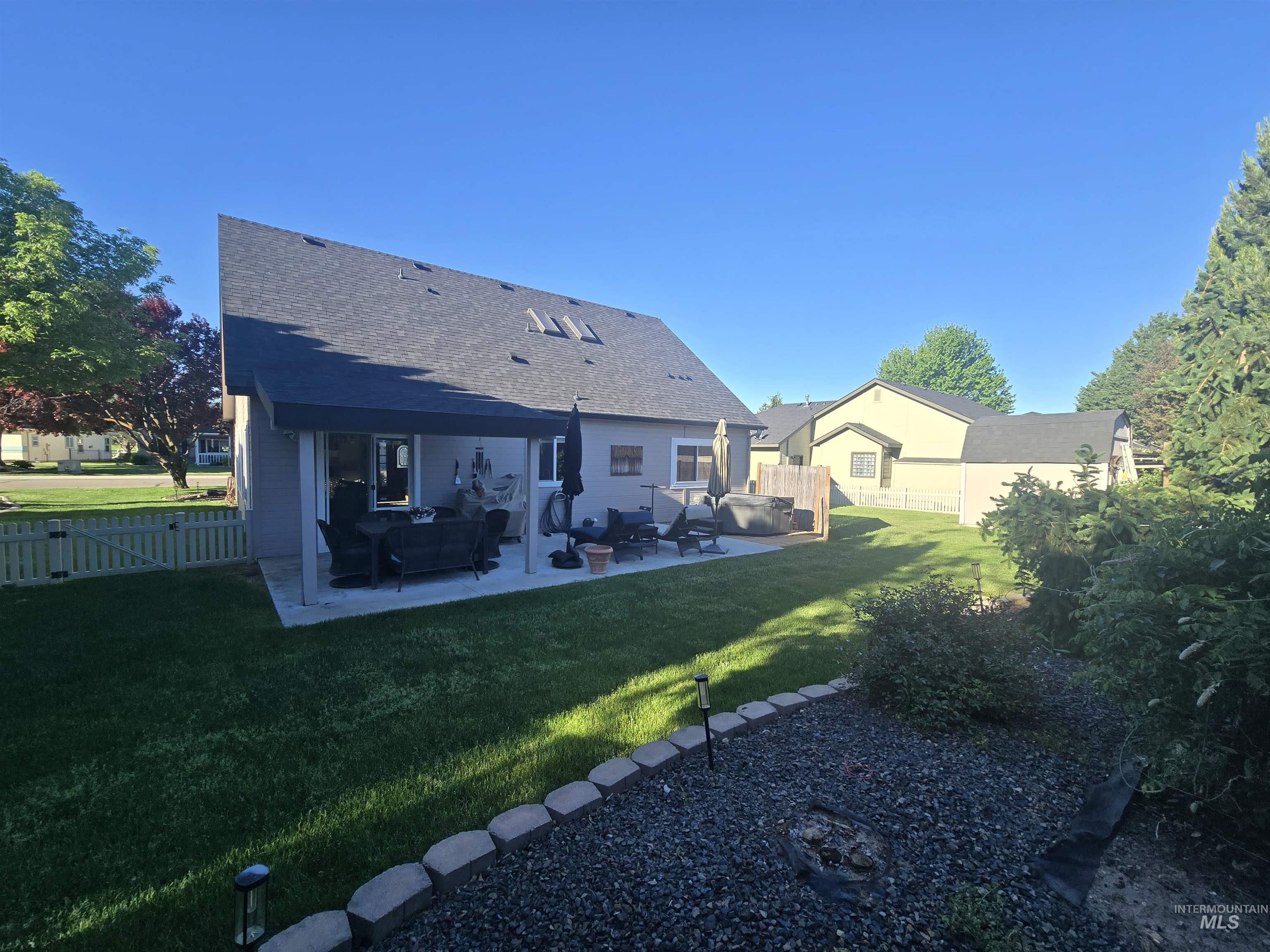 3732 W Moon Lake St.