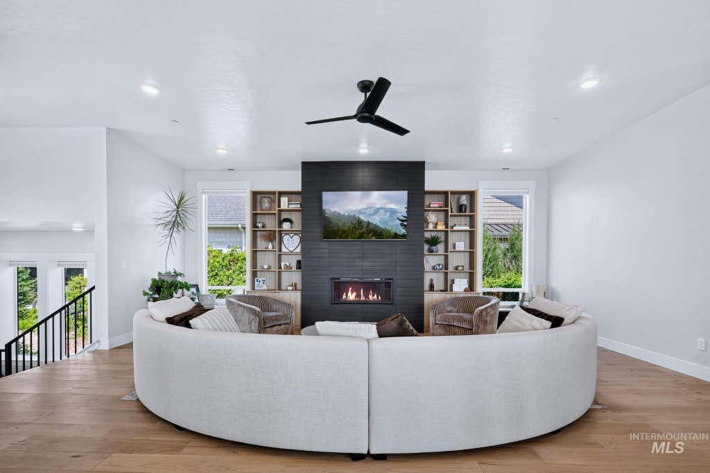 Photo of 1916 S Meteor Way, Boise, ID 83712 (MLS # 98996705)