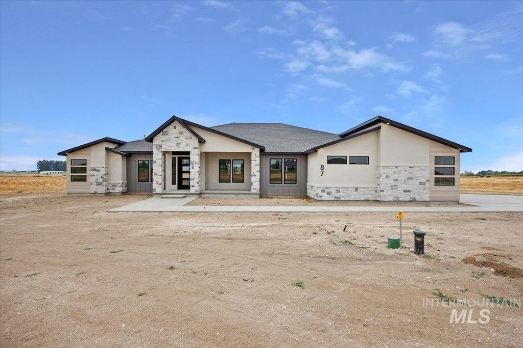 Photo of 87 557 S, Jerome, ID 83338 (MLS # 98959756)
