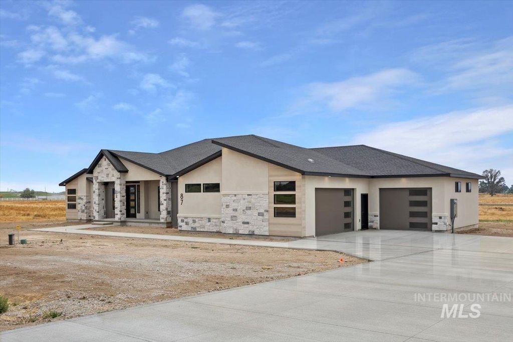 Photo of 87 557 S, Jerome, ID 83338 (MLS # 98959756)