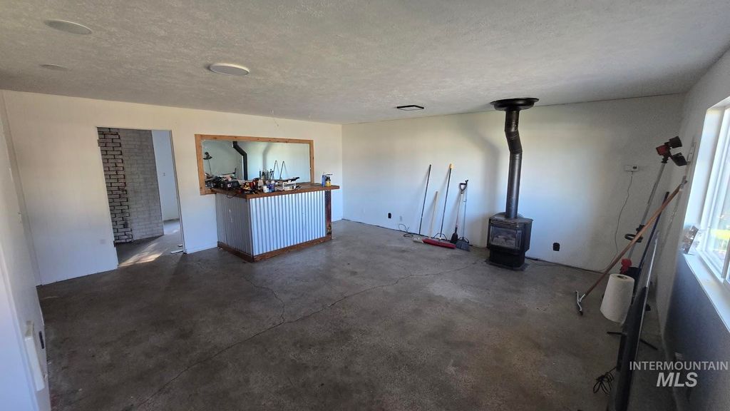 Photo of 810 S D St, Rupert, ID 83350 (MLS # 98963911)