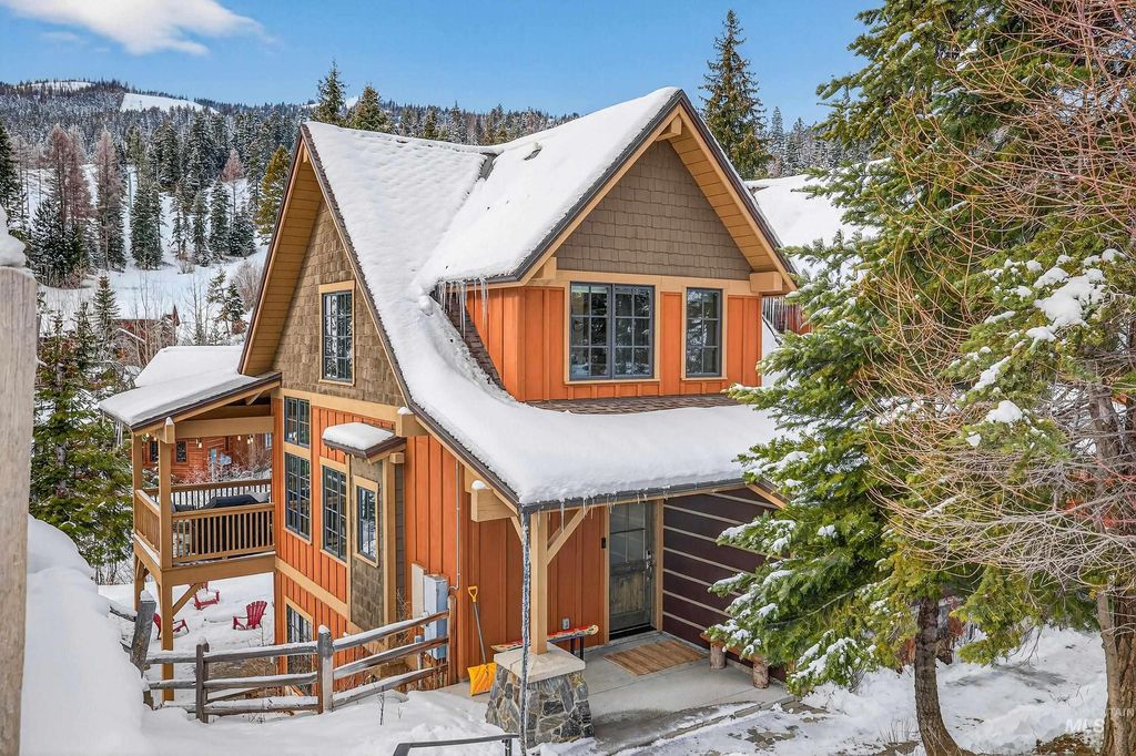 Photo of 71 Golden Bar Court, Donnelly, ID 83615 (MLS # 98971891)