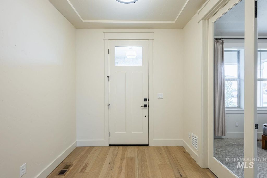 Photo of 2752 E Sawtelle Peak St, Meridian, ID 83642 (MLS # 98973208)