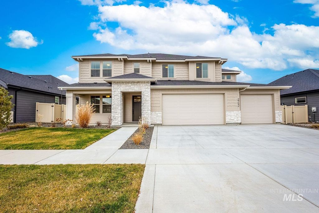 Photo of 2752 E Sawtelle Peak St, Meridian, ID 83642 (MLS # 98973208)