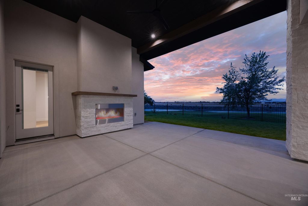 Photo of 10857 W Cruden Bay Ln, Kuna, ID 83634 (MLS # 98963713)