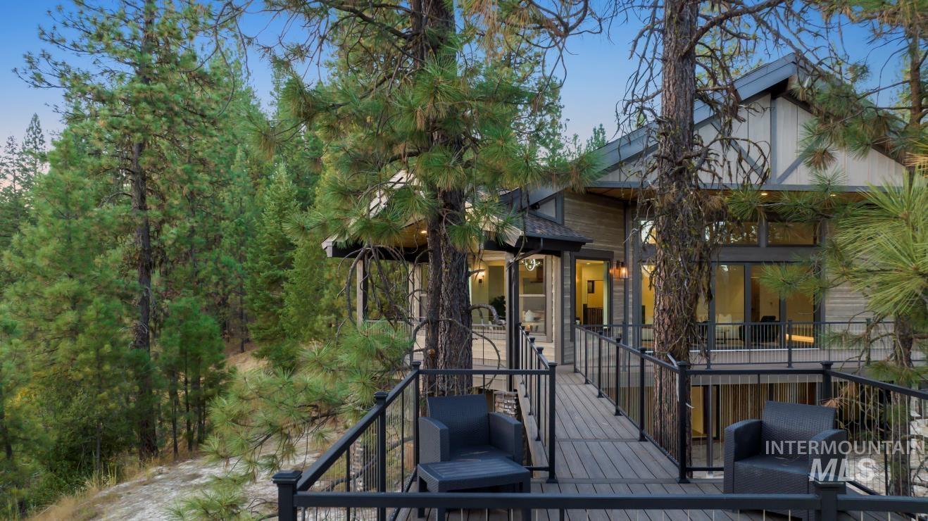 View of front facade with stairs