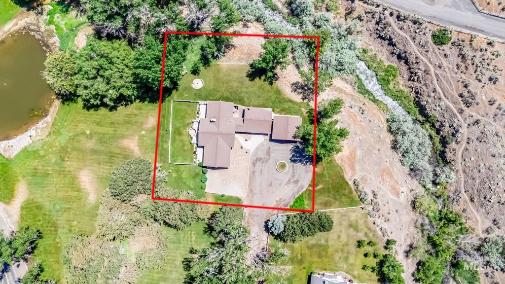 Photo of 4525 Kanaka Ct, Buhl, ID 83316 (MLS # 98977369)