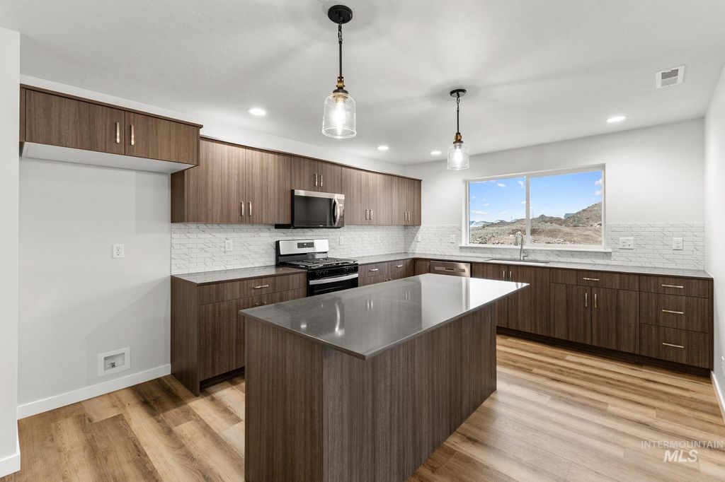 Photo of 8441 S Tyrion Way, Kuna, ID 83634 (MLS # 98983718)