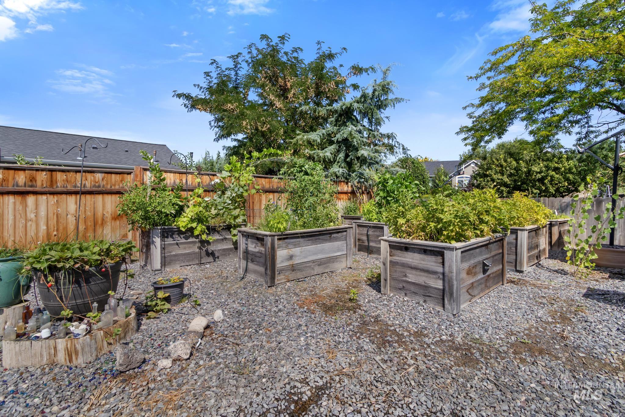 3300 S Stanford Street