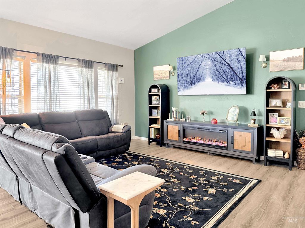 Photo of 2407 Forge, Twin Falls, ID 83301 (MLS # 98978204)