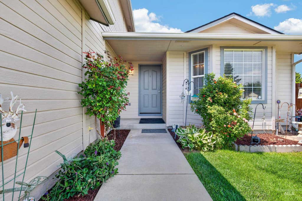 Photo of 1209 Cattail St, Nampa, ID 83686 (MLS # 98998610)