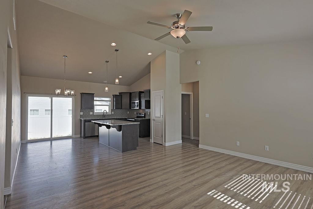 428 Southwood Ave. W