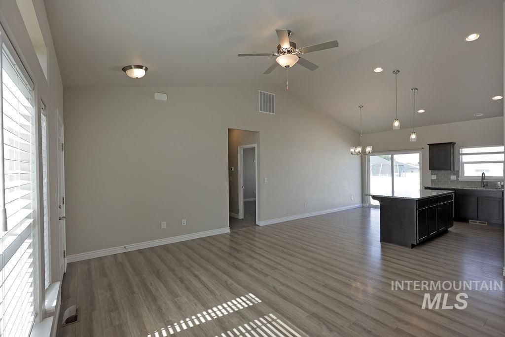 Photo of 428 Southwood Ave. W Ave, Twin Falls, ID 83301 (MLS # 98963476)