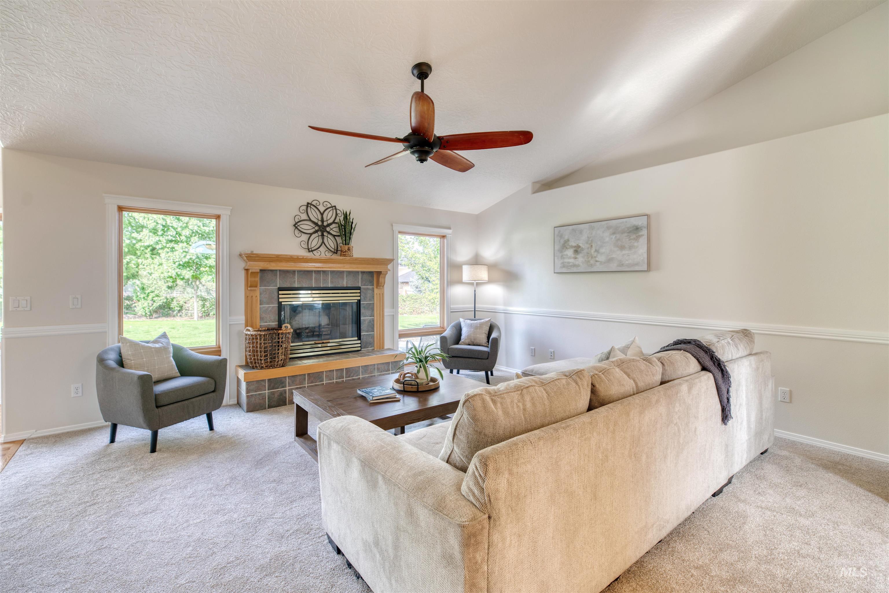 11940 W Kittredge Dr