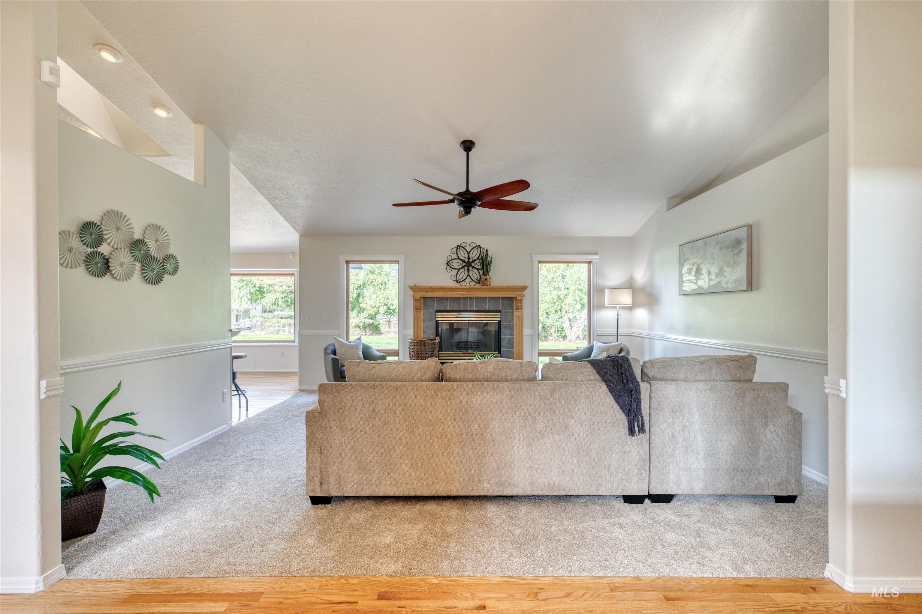 11940 W Kittredge Dr