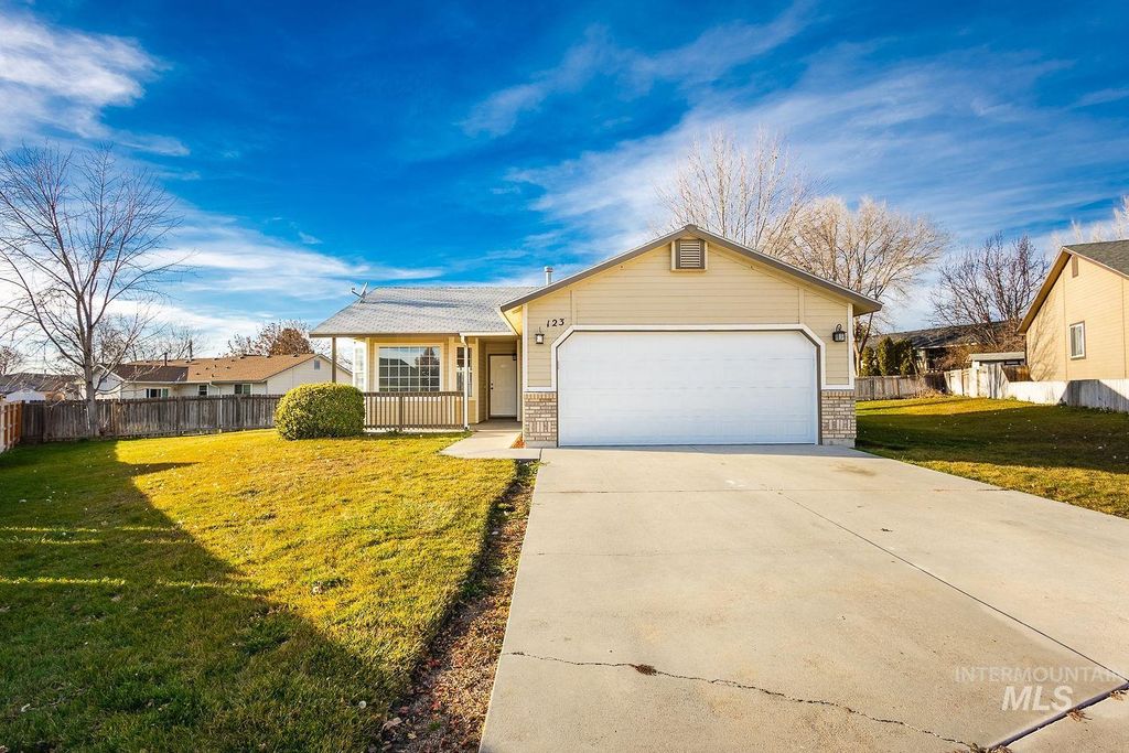 Photo of 123 Cougar Ct, Nampa, ID 83687 (MLS # 98969553)