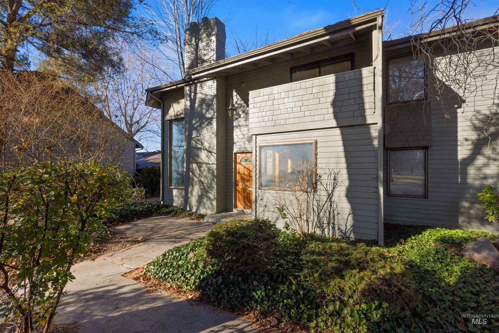 Photo of 509 S Walnut St, Boise, ID 83712 (MLS # 98970701)