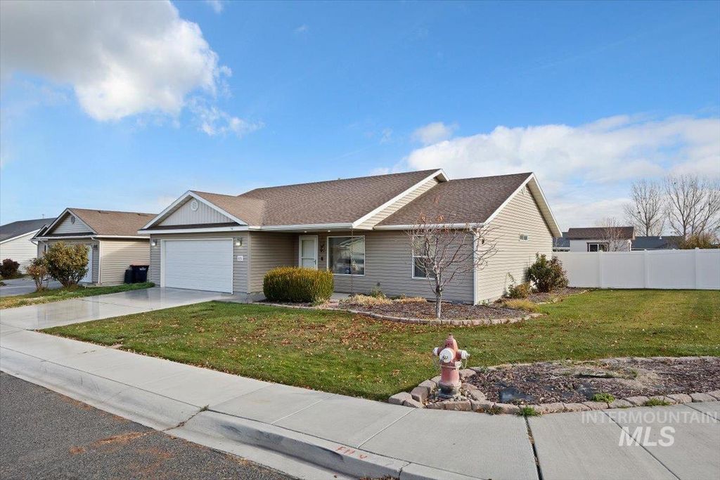 Photo of 675 Gimlet Drive, Twin Falls, ID 83301 (MLS # 98968519)