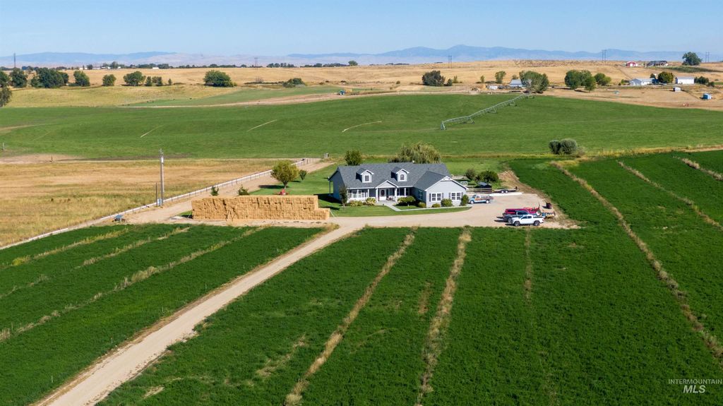 Photo of 27652 Hop Rd, Caldwell, ID 83607 (MLS # 98980312)