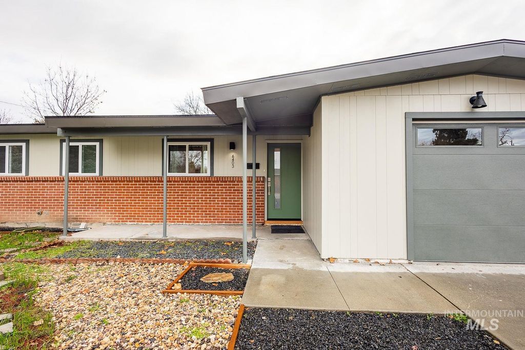 Photo of 6403 W Colonial Drive, Boise, ID 83709 (MLS # 98971014)