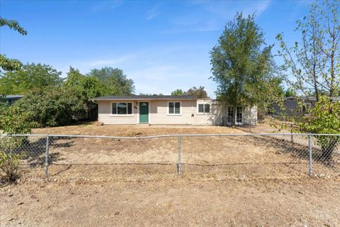 Photo of 7950 W Bobran St, Boise, ID 83709 (MLS # 98961531)