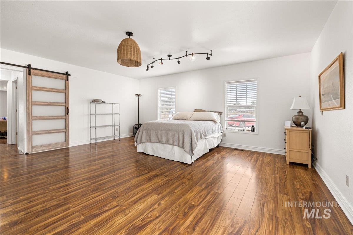 Homedale, Idaho 83628, United States, 4 Bedrooms Bedrooms, ,3 BathroomsBathrooms,Residential,Active,208666