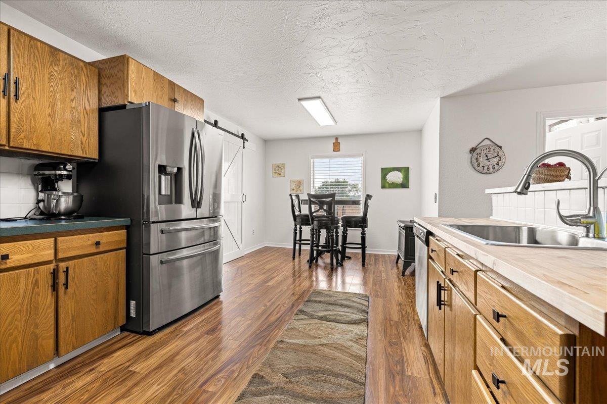 Homedale, Idaho 83628, United States, 4 Bedrooms Bedrooms, ,3 BathroomsBathrooms,Residential,Active,208666