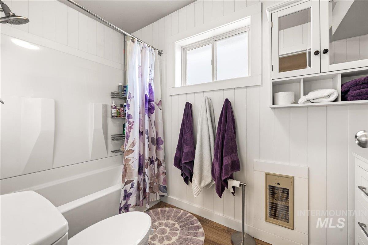 Homedale, Idaho 83628, United States, 4 Bedrooms Bedrooms, ,3 BathroomsBathrooms,Residential,Active,208666