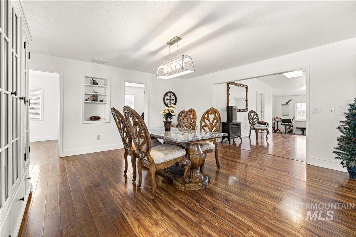 Homedale, Idaho 83628, United States, 4 Bedrooms Bedrooms, ,3 BathroomsBathrooms,Residential,Active,208666