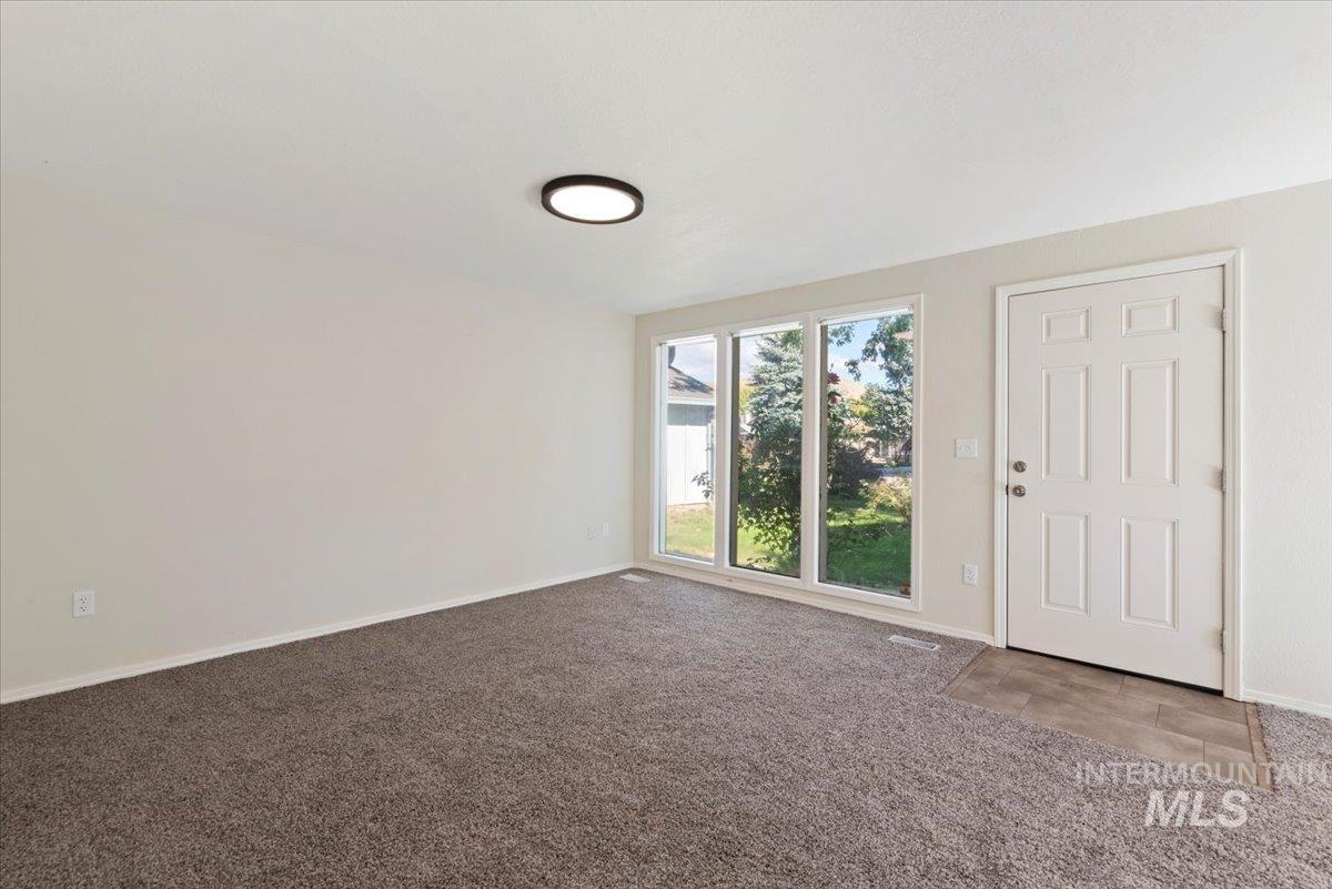 6581 N Glencrest Way