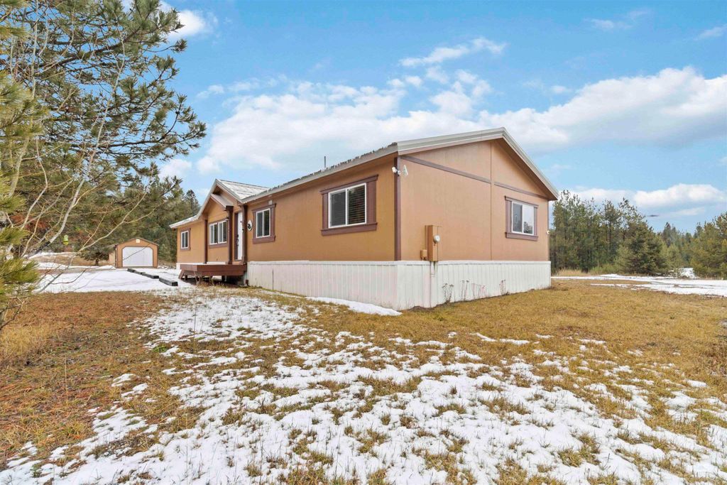 Photo of 9592 Packer John Rd, Cascade, ID 83611 (MLS # 98971362)
