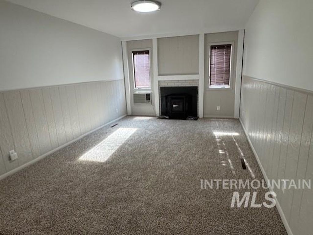 Photo of 432 Meadows Lane, Twin Falls, ID 83301 (MLS # 98984399)