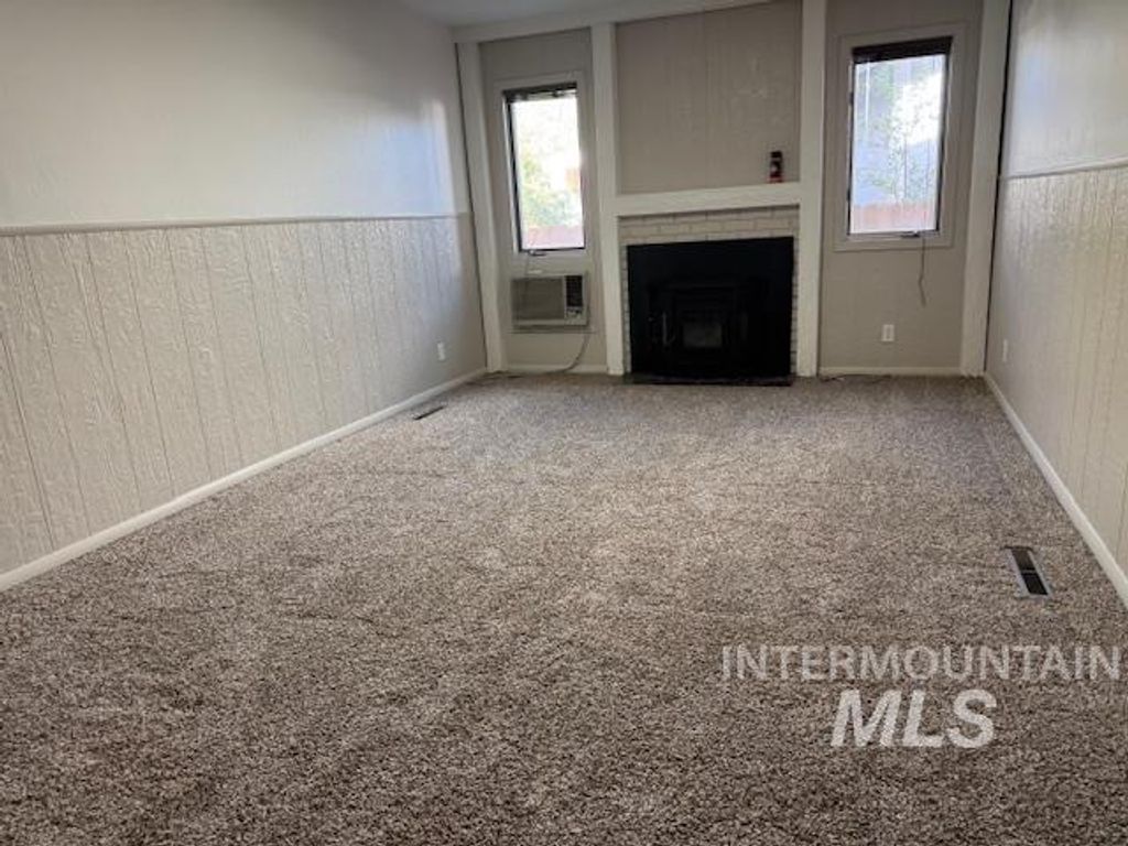 Photo of 432 Meadows Lane, Twin Falls, ID 83301 (MLS # 98984399)