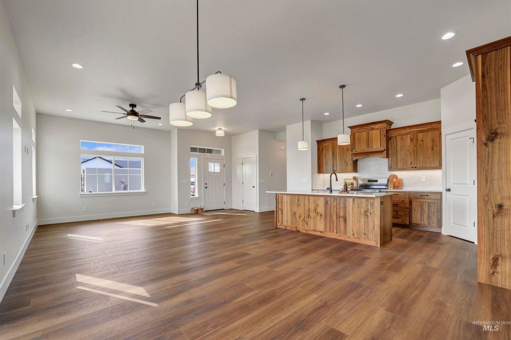 Photo of 3115 Gemini Ave, Twin Falls, ID 83301 (MLS # 98976784)