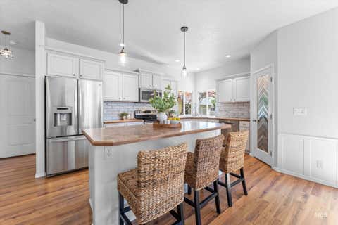 Photo of 3542 S Capulet Way, Meridian, ID 83642 (MLS # 98984279)