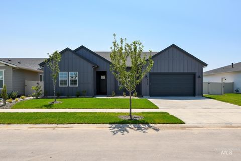 Photo of 8569 W Pond Pine St, Star, ID 83669 (MLS # 98965952)