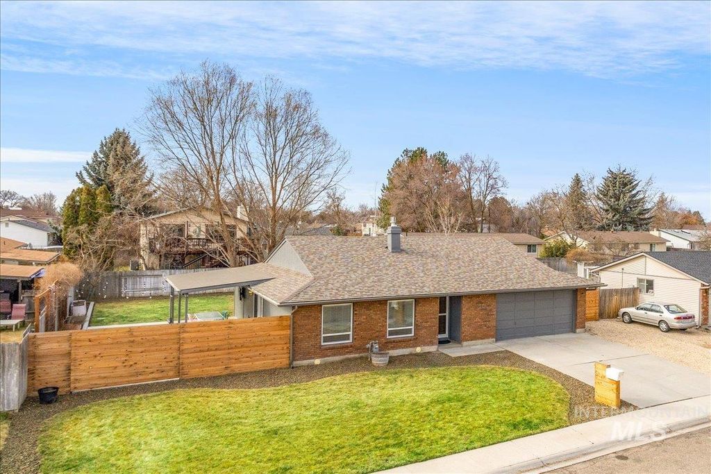 Photo of 10887 W Musket St, Boise, ID 83713 (MLS # 98975619)
