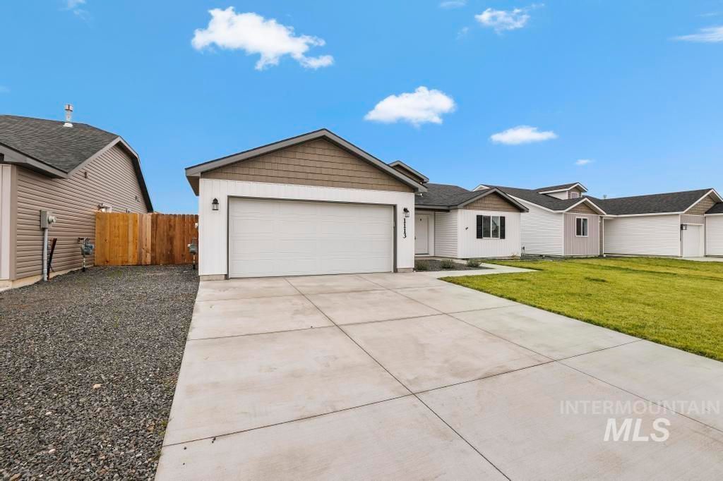 Photo of 1113 Meadow Lake Loop, Buhl, ID 83316 (MLS # 98972481)