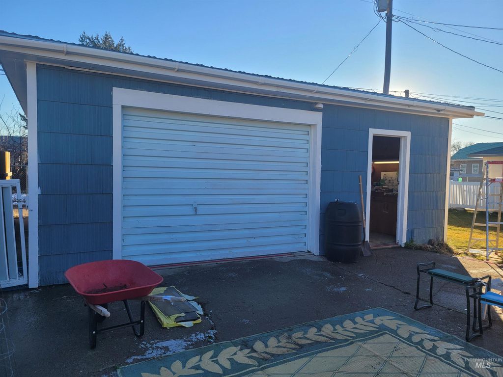 Photo of 401 S 4th Street, Rupert, ID 83350 (MLS # 98971677)
