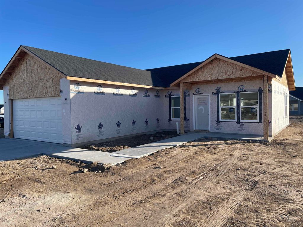 Photo of 2039 Lowline Ave, Twin Falls, ID 83301 (MLS # 98966246)