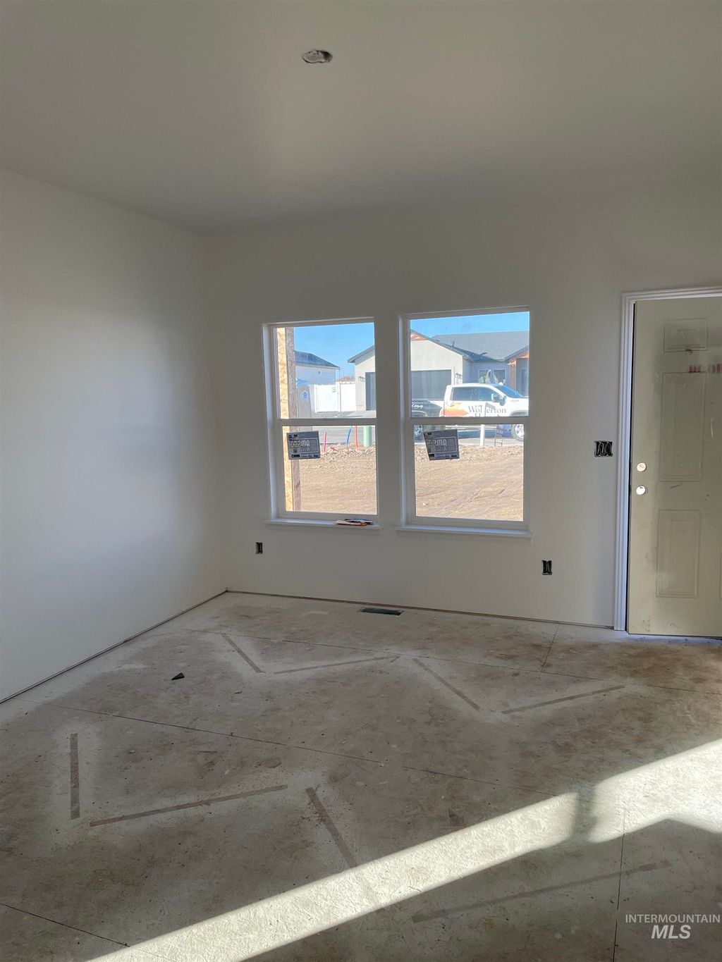 Photo of 2039 Lowline Ave, Twin Falls, ID 83301 (MLS # 98966246)