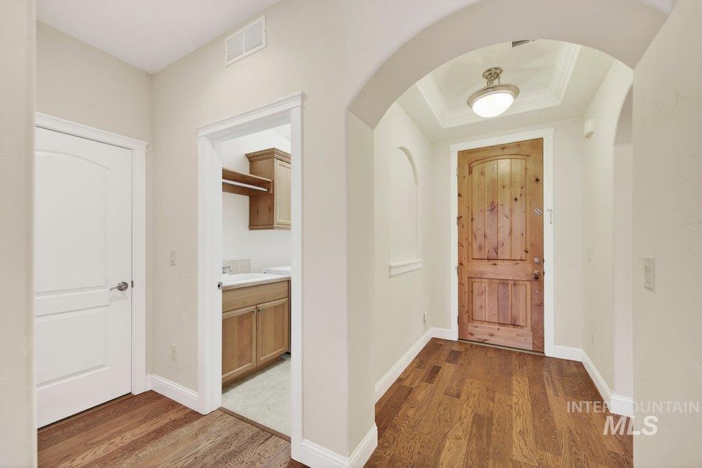 Photo of 8827 W Sloan Street, Boise, ID 83714 (MLS # 98980264)